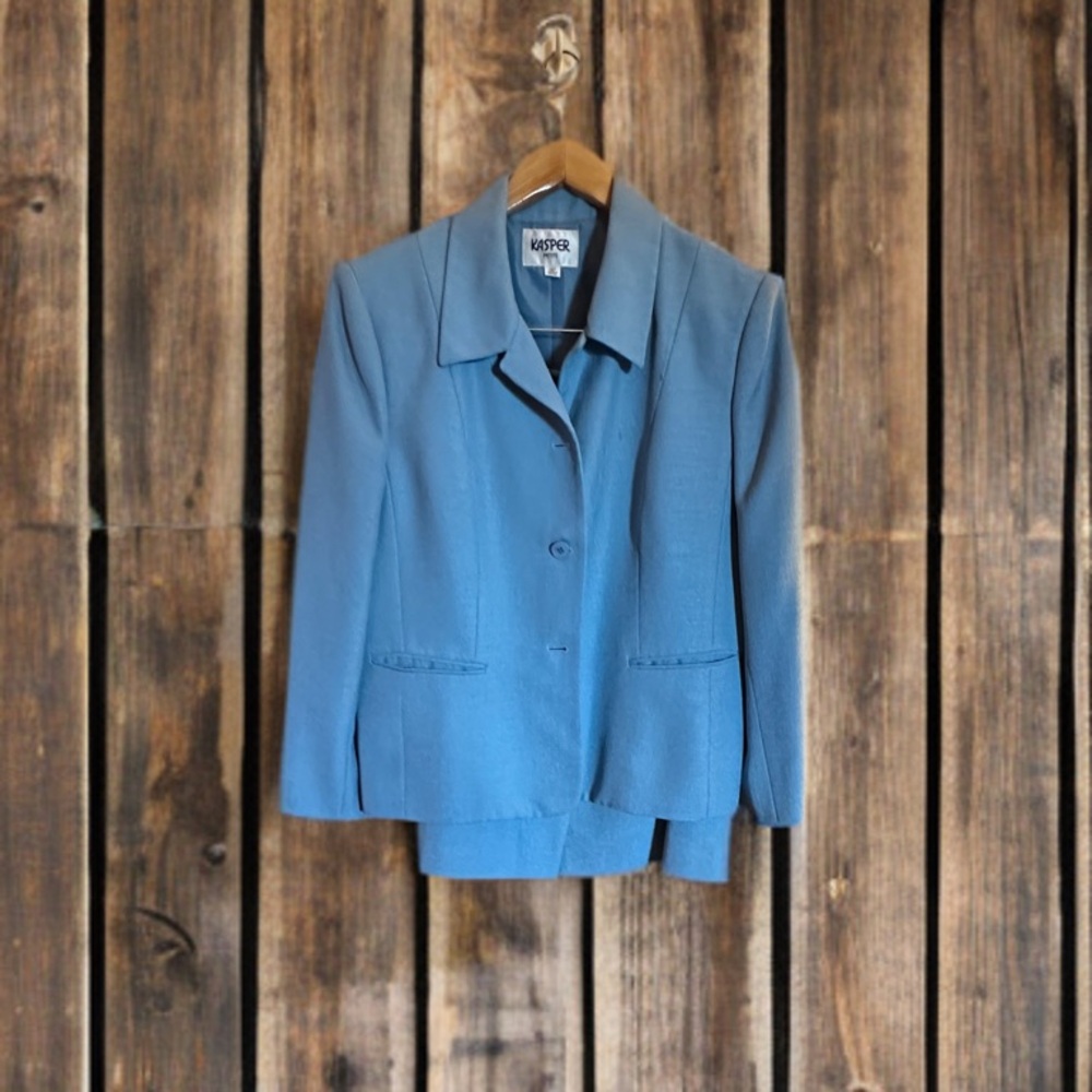 Kasper Women's Light Blue Suit